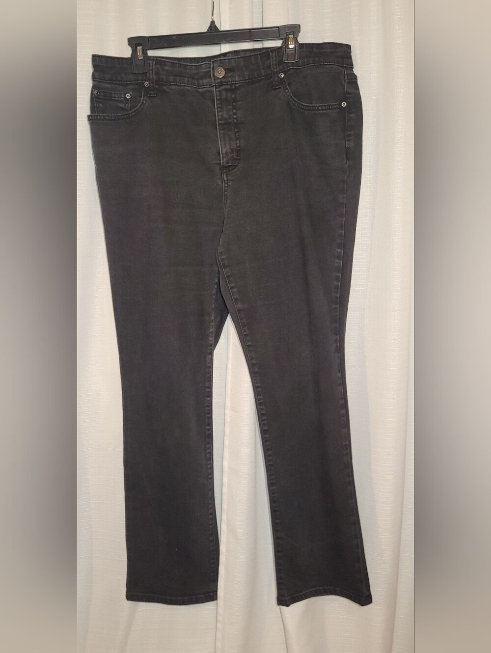 St. John's Bay Black Straight-leg Stretch Jeans 18